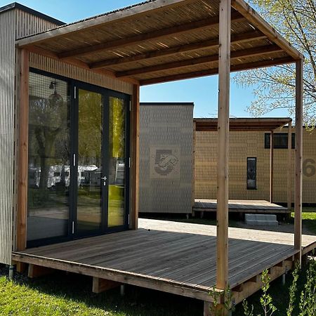 Mobile Homes Direkt Am Strand Des Neusiedler Sees ポダースドルフ・アム・ゼー エクステリア 写真