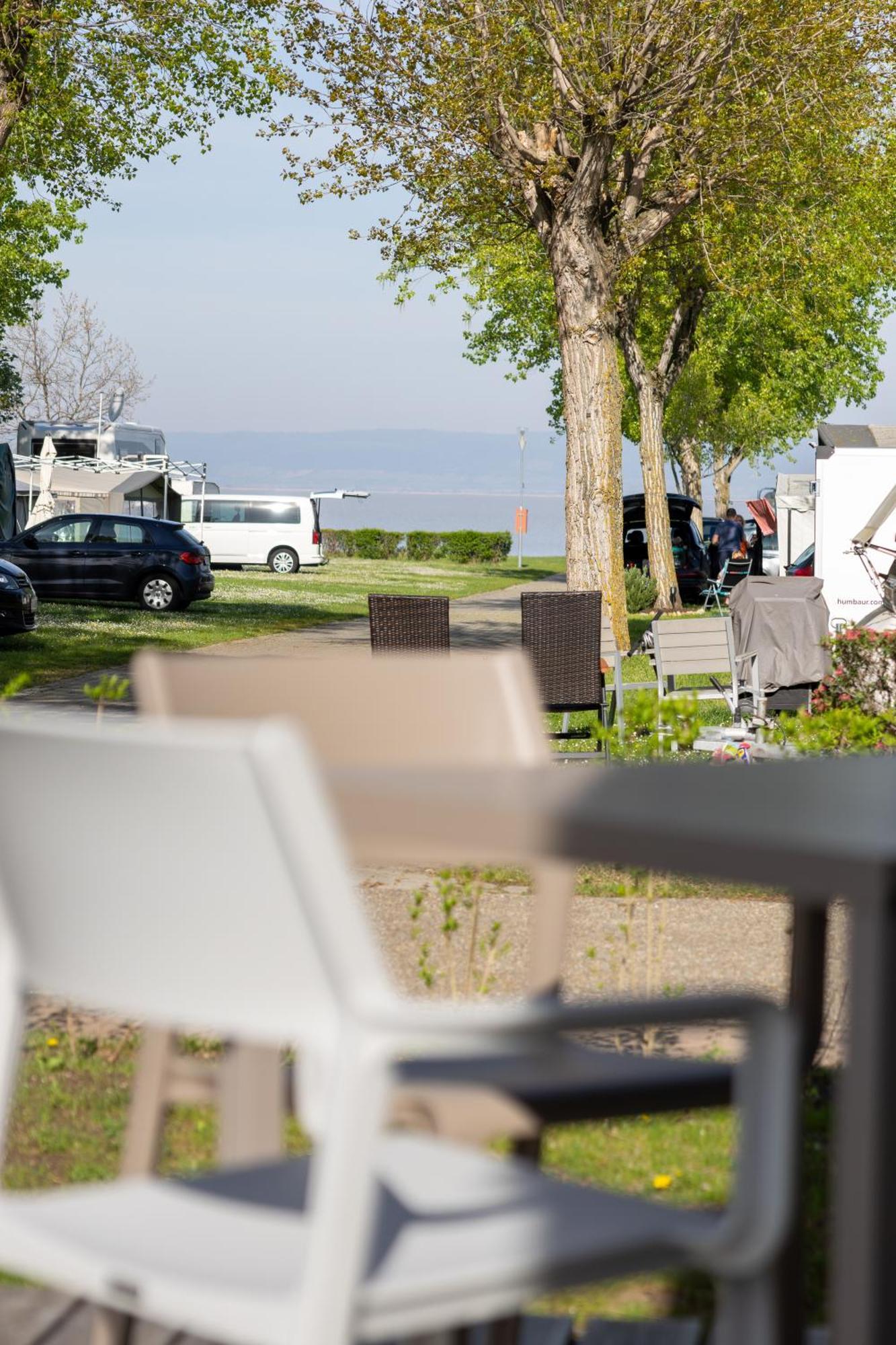 Mobile Homes Direkt Am Strand Des Neusiedler Sees ポダースドルフ・アム・ゼー エクステリア 写真